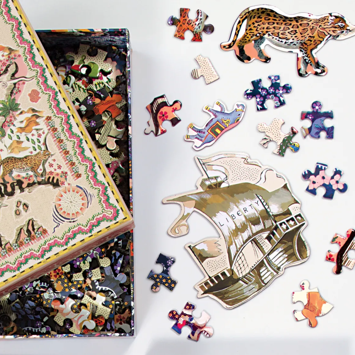 Liberty London Maxine Double-Sided 500 Piece Jigsaw Puzzle